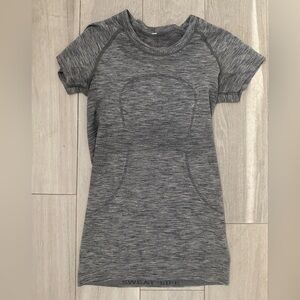 Gray Short Sleeve Athletic Top